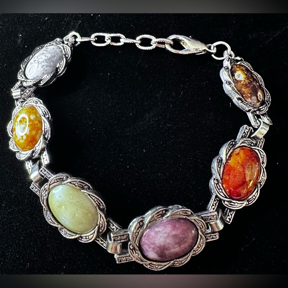 Multi-Stone Silvertone Bracelet - Picture 1 of 11